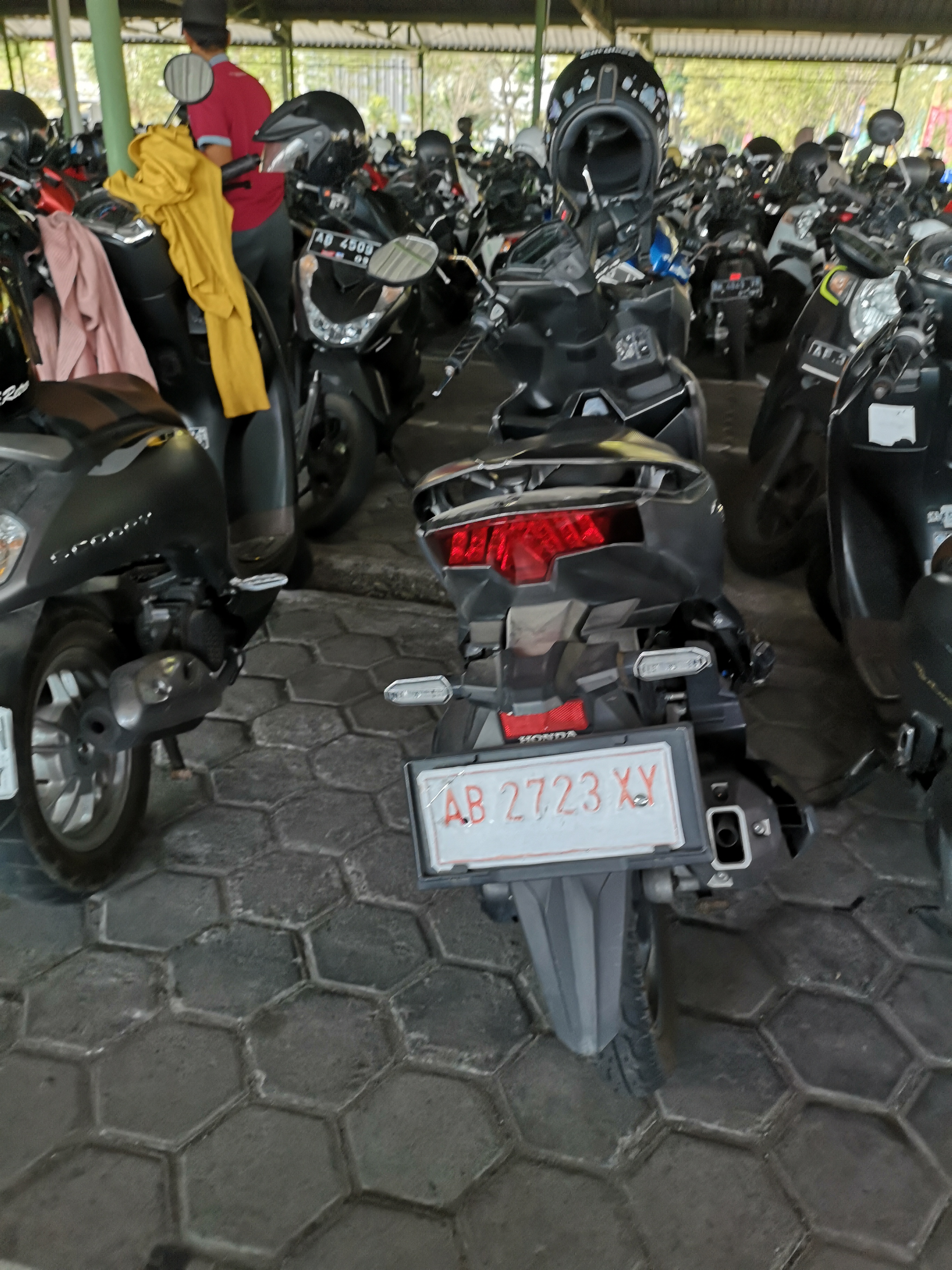 Deteksi Plat Nomor Kendaraan 2 Object Detection Model by Universitas ...