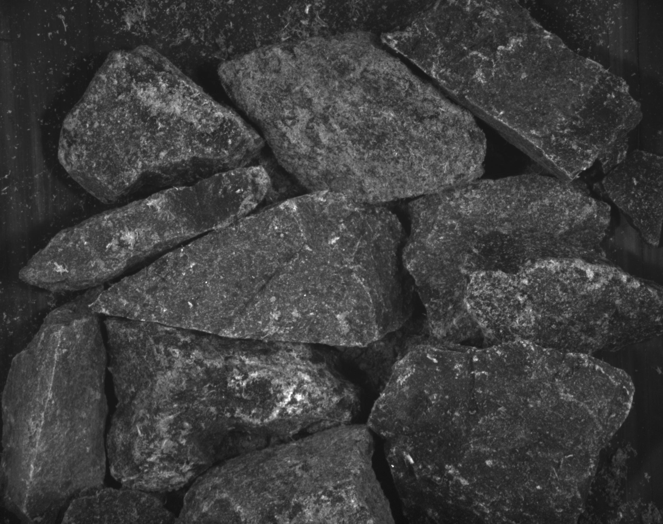 open-pit-rock-chunks Object Detection Dataset by Mikhail Ronkin