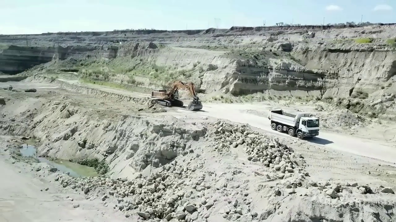 20231213constructionsitedetection Object Detection Dataset by Yifeng