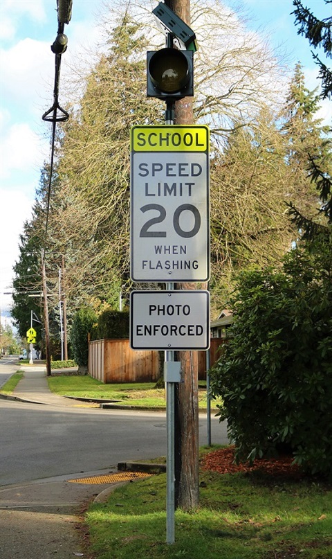 U.S. Traffic Signs Object Detection Model by Group 34