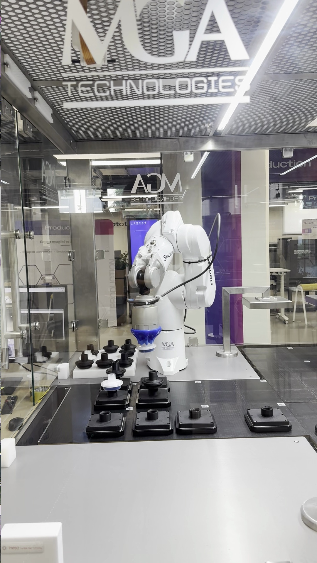 arms Semantic Segmentation Dataset by arm detection