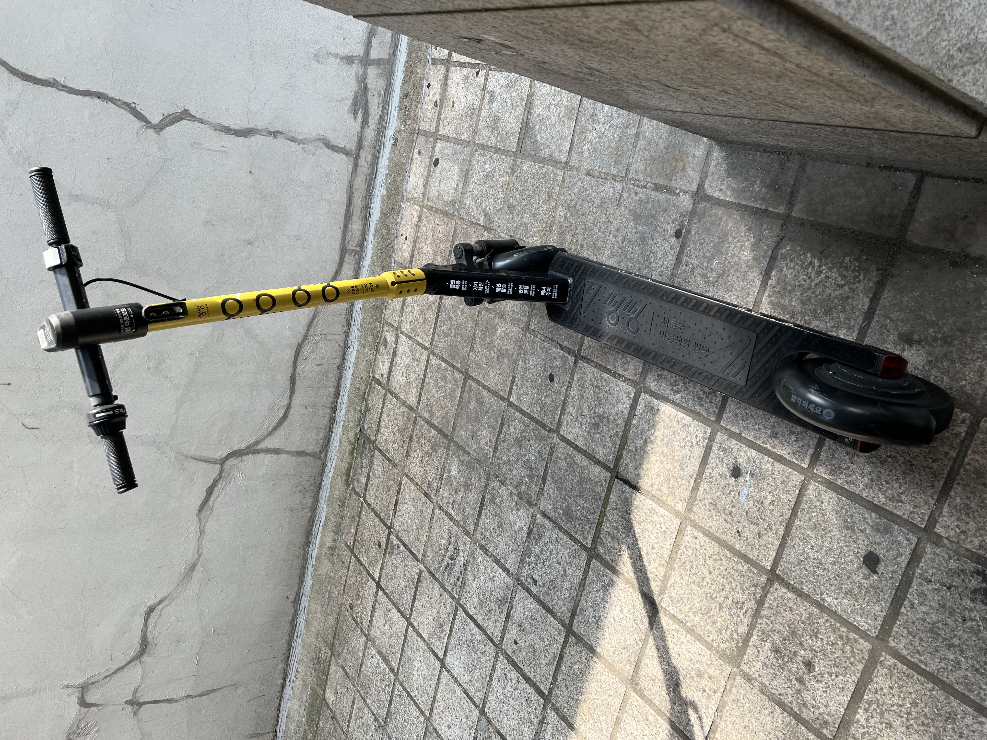 electric scooter Object Detection Dataset by Workspace