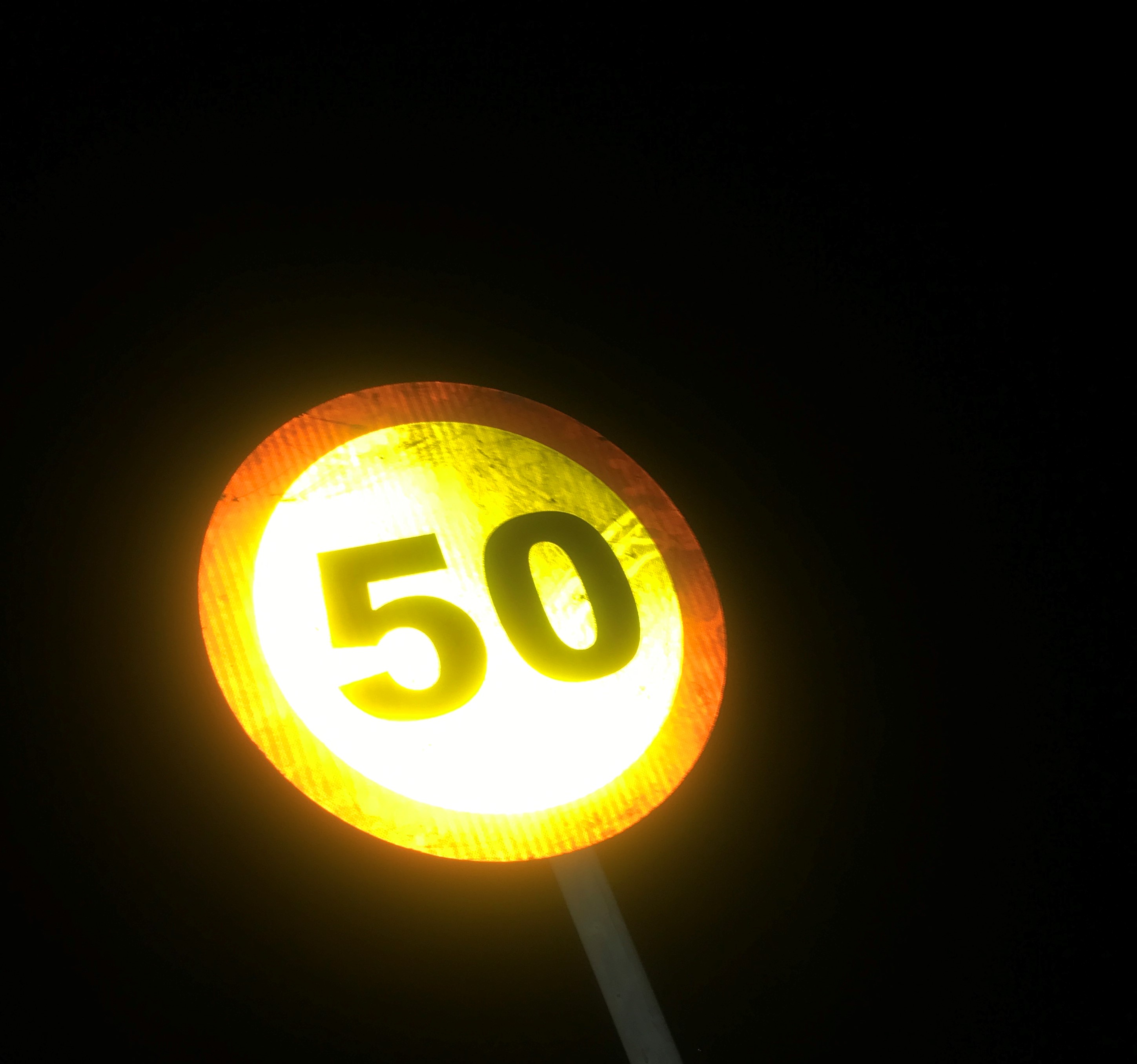 Traffic Signs Object Detection Model by Traffic Signs