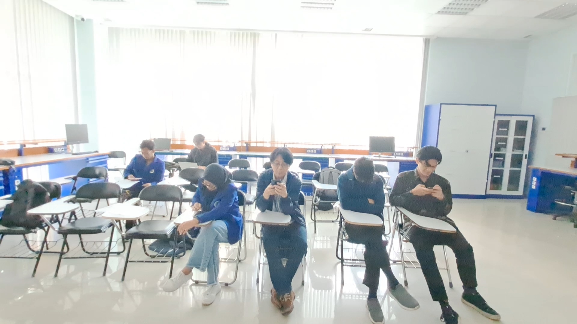 student-activity-my-dataset Object Detection Dataset by studentactivity