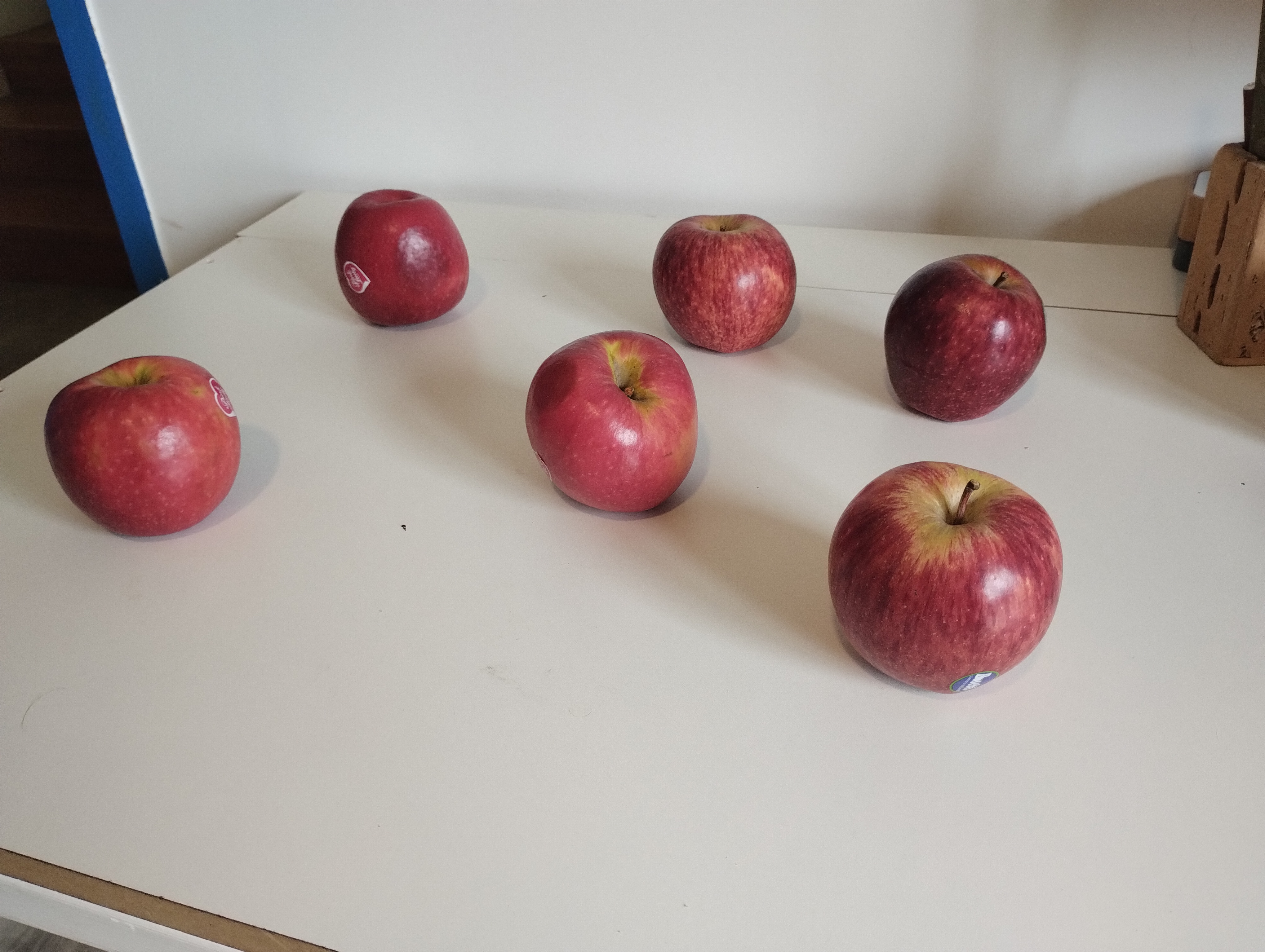 Apple type Object Detection Dataset by FrutSec