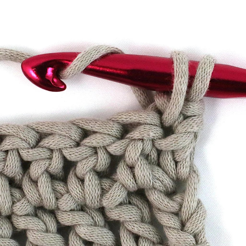 Scanning Crochet ArtisanAI_CrochetStitchDetection Object Detection Model by ArtisanAI
