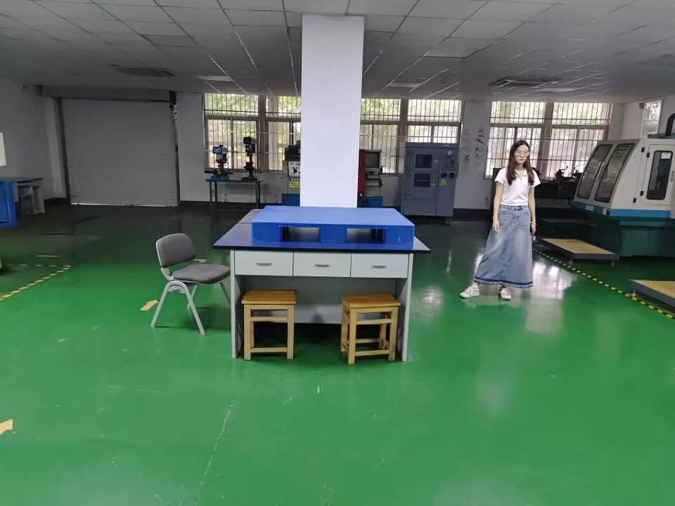 pallet Object Detection Model by project-q8wgi