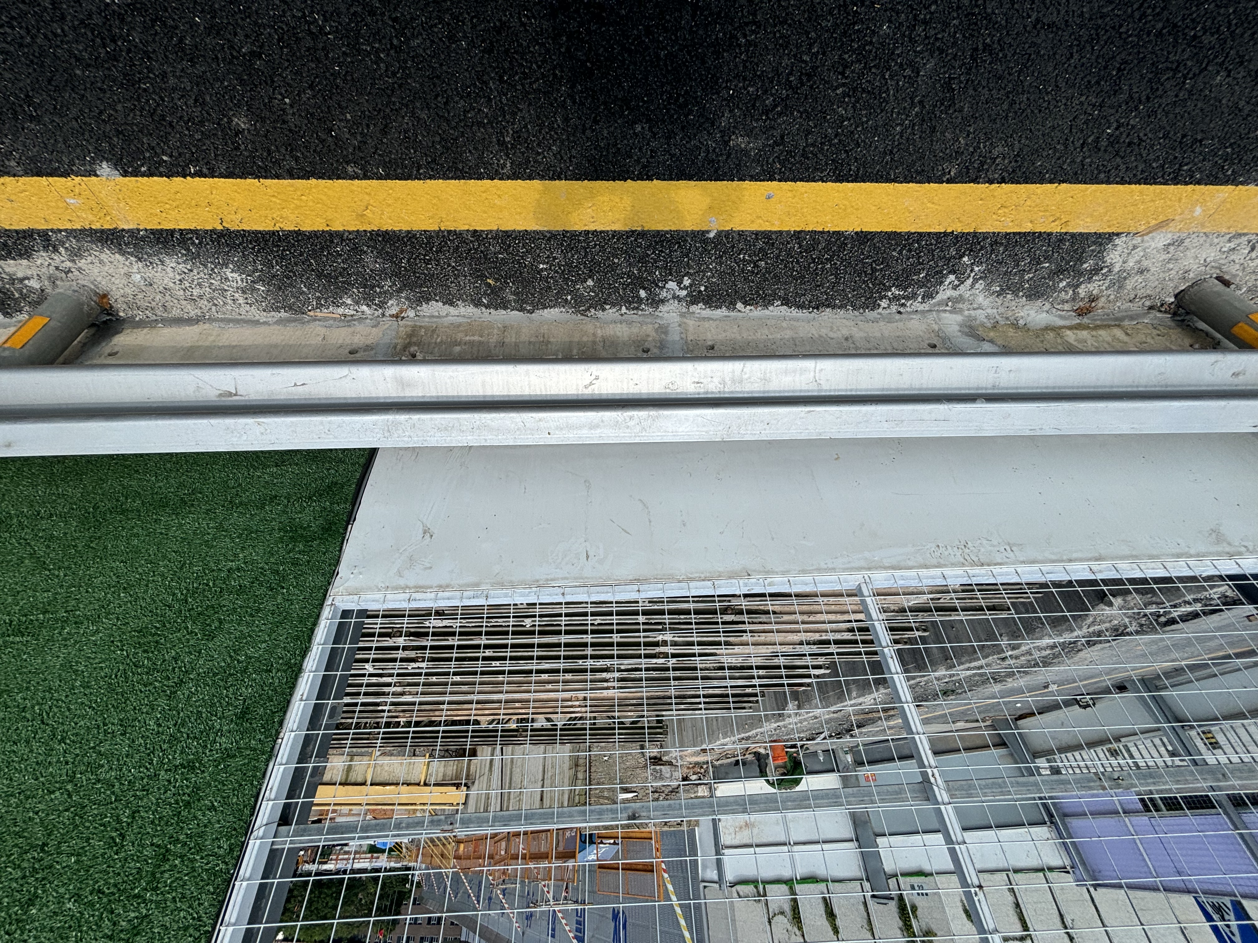 highway guardrail detection Object Detection Model by rui wei