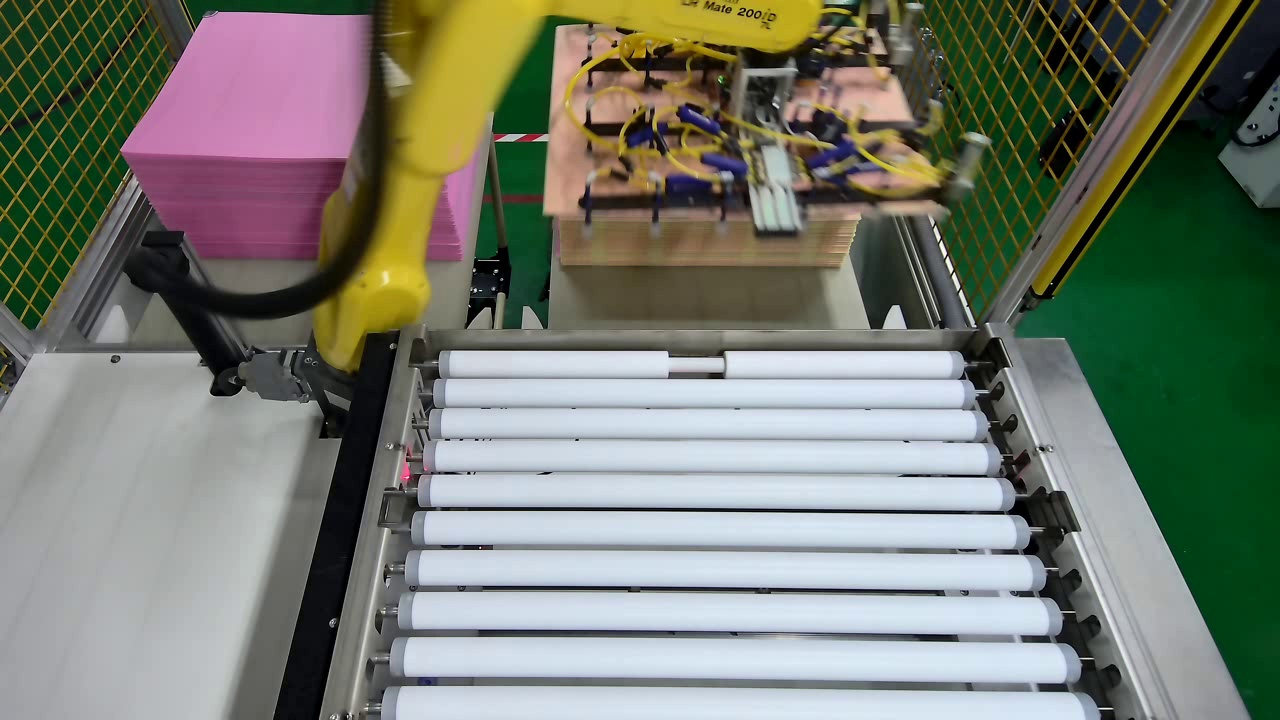 Robot-Arm-PCB Object Detection Dataset by kfs Workspace