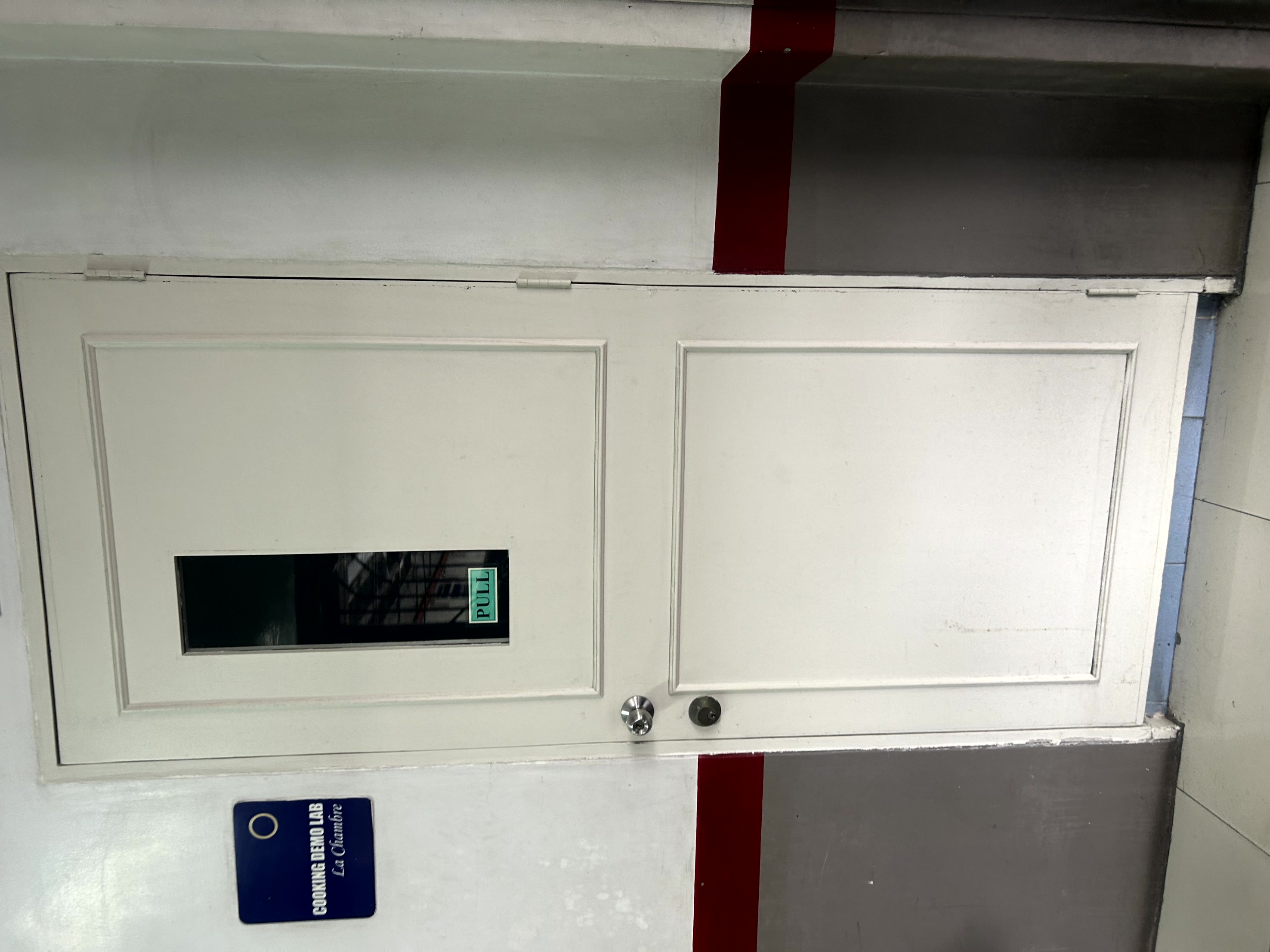 Closed or Open Door Object Detection Model by Esenyas