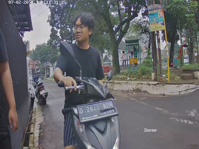 deteksi plat kendaraan_Character Object Detection Model by 18220082