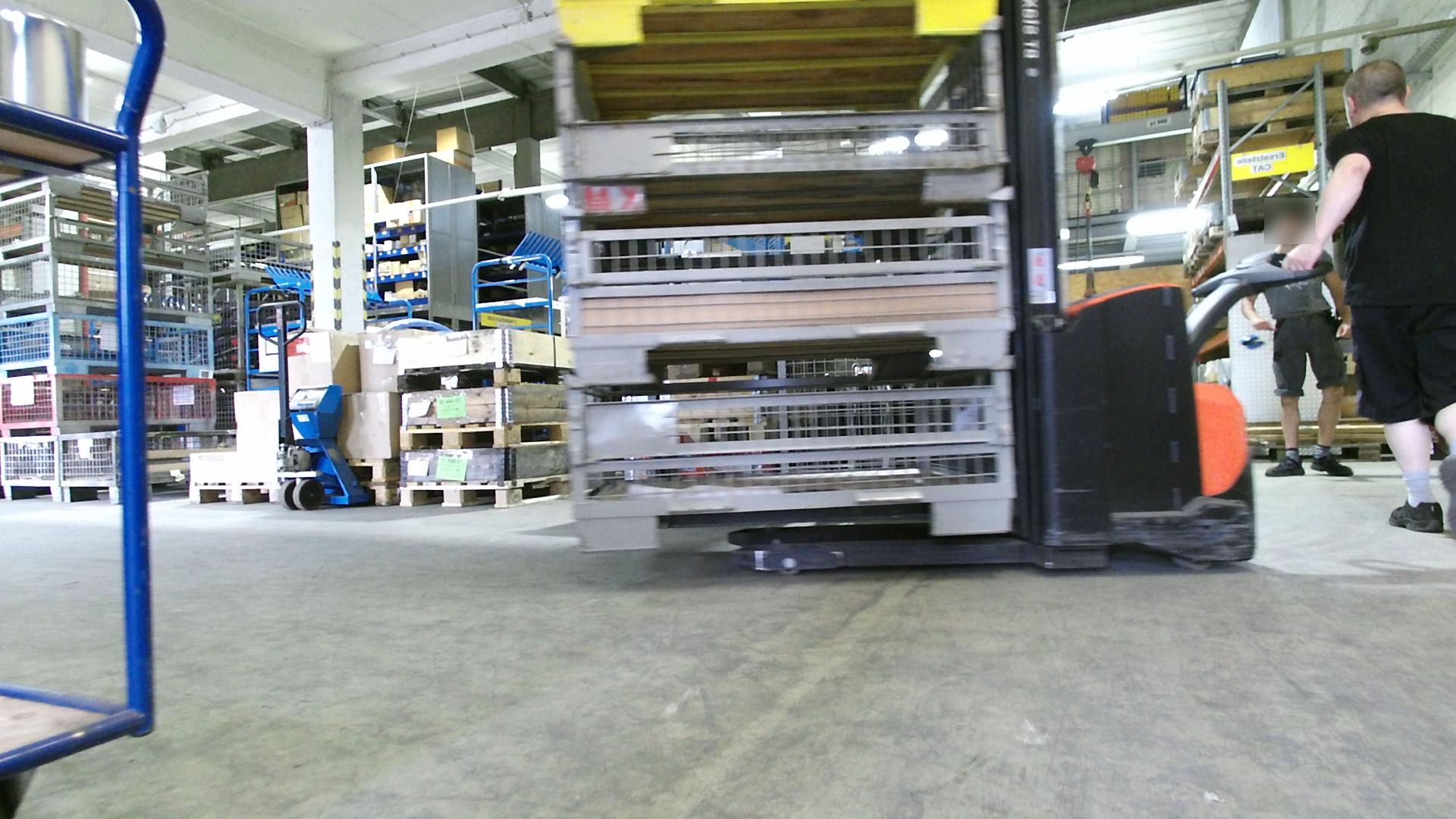 forklifts Object Detection Dataset by vinai