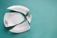 Broken Plates project thumbnail