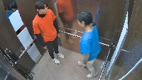 발차기_계속쳐다봄_2 project thumbnail