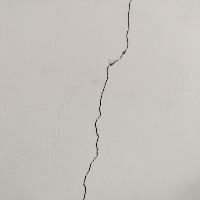 Facade Cracks Object Detection Dataset by Ahmad Younis's Workspace