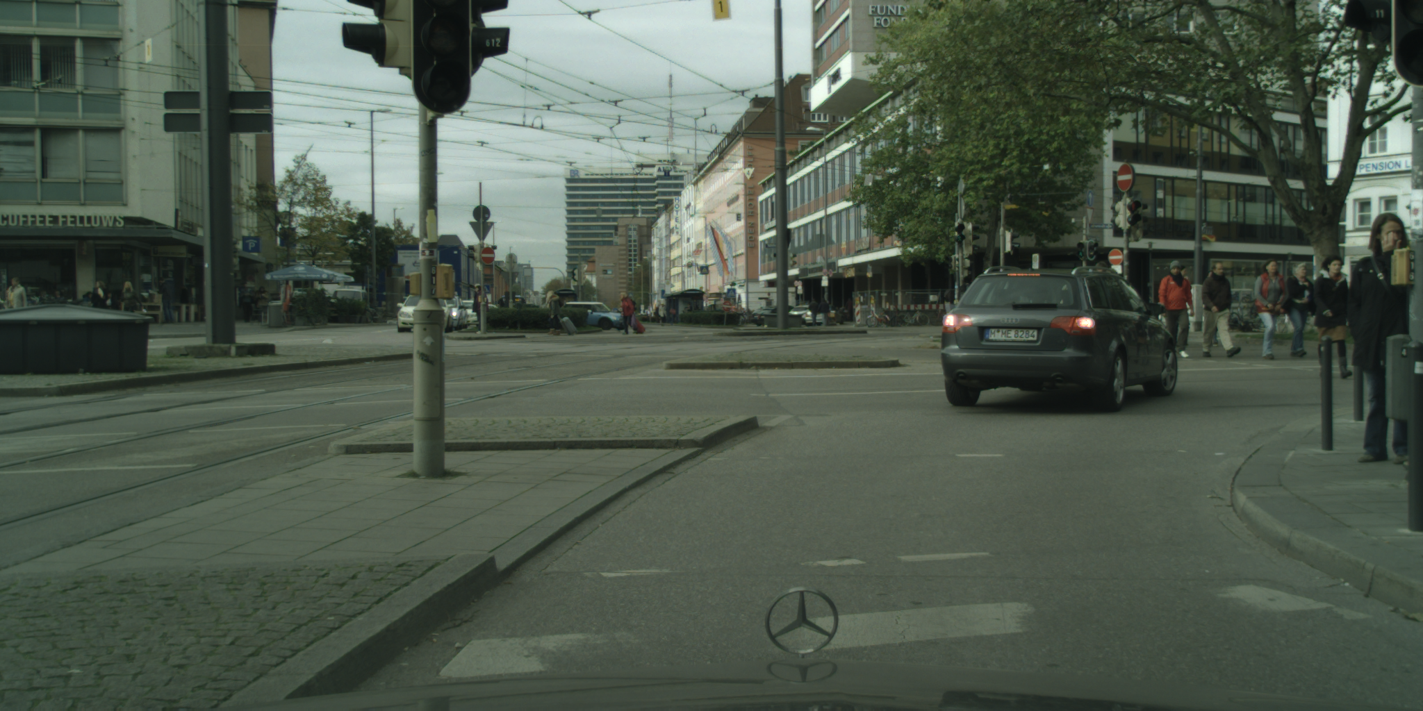 Sreet Api Street Data Instance Segmentation Dataset by CV Project