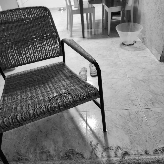 Glasses Object Detection Dataset by AI in the World