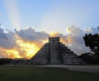 Mayan Building Chichen Itza project thumbnail